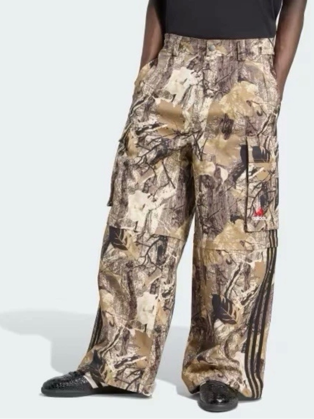 Adidas Originals Men's Camo Cargo Zip-Off Convertible Baggy Pants KD6256 Size M